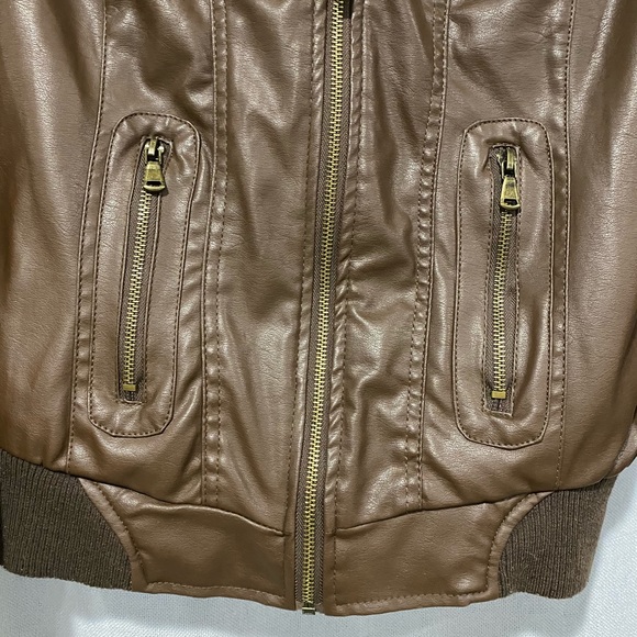 Jacket Medium - Picture 3 of 9